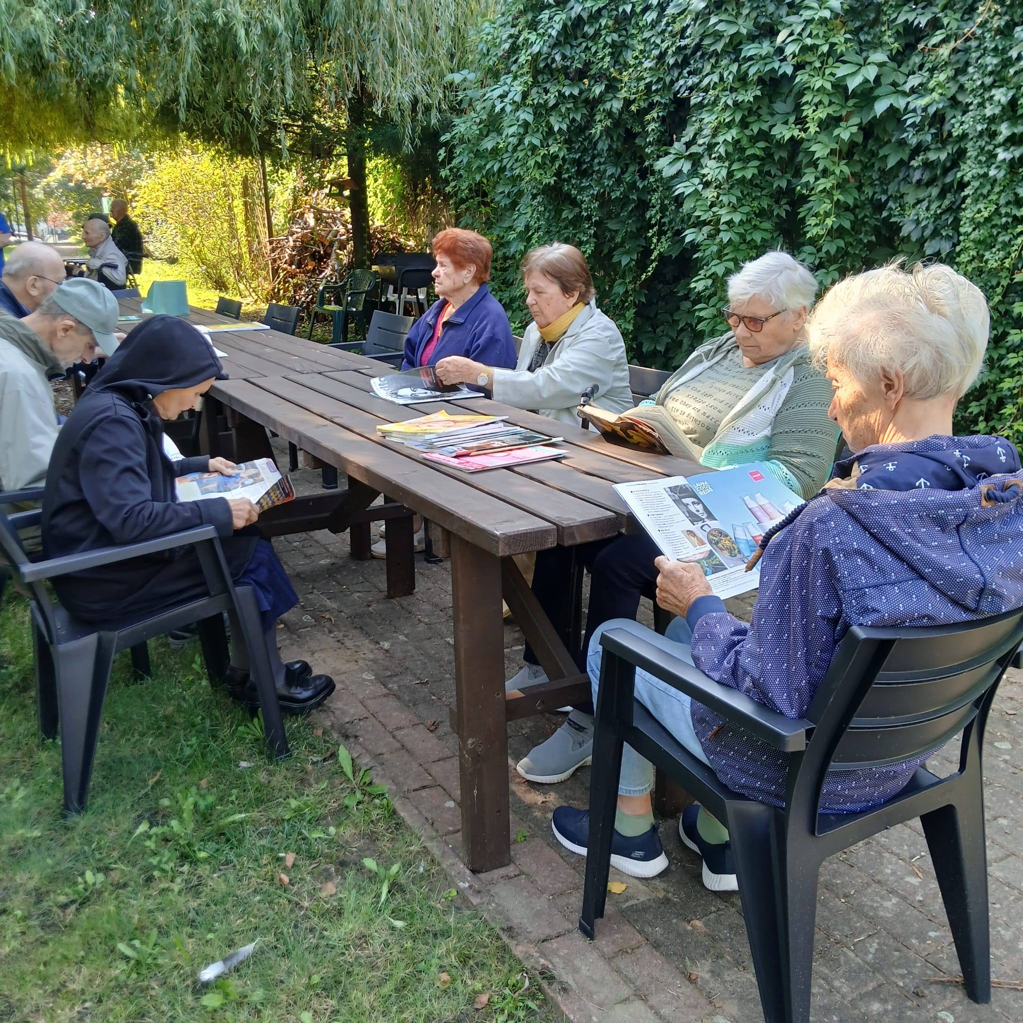 Zajęcia relaksacyjne w ogrodzie